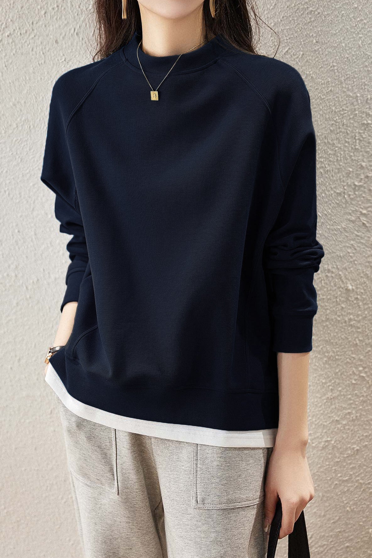 Mixed Material Round Neck Simple Sweatshirt