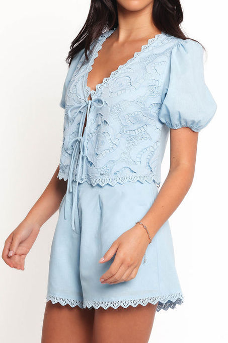 V Neck Tie Bow Puff Sleeve Top And Casual Shorts Set