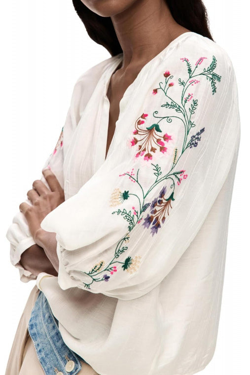 Fashion V Neck Three Quarter Sleeve Shirt