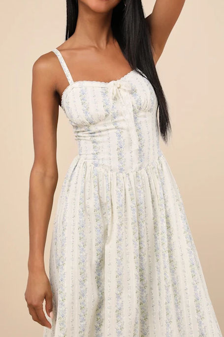 Tie Front Floral Tiered Maxi Dress