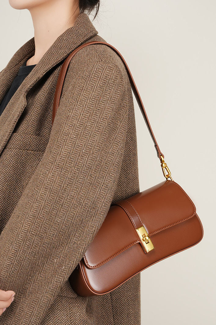 Elegant commuter underarm bag